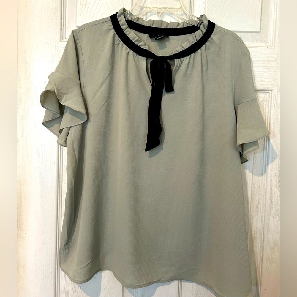 NWOT “MISIA” Gray Green with Black Contrast Tie Around Neckline.